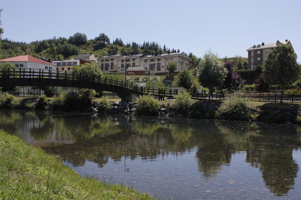 Apartamentos Picea Azul Vega de Espinareda المظهر الخارجي الصورة